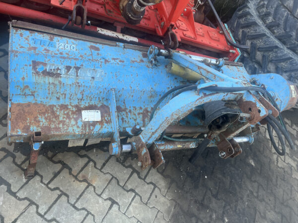 TRINCIA UBALDI TRA 200