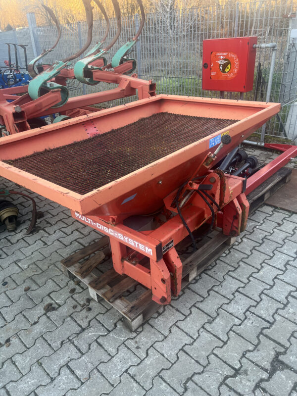 KUHN MDS 701
