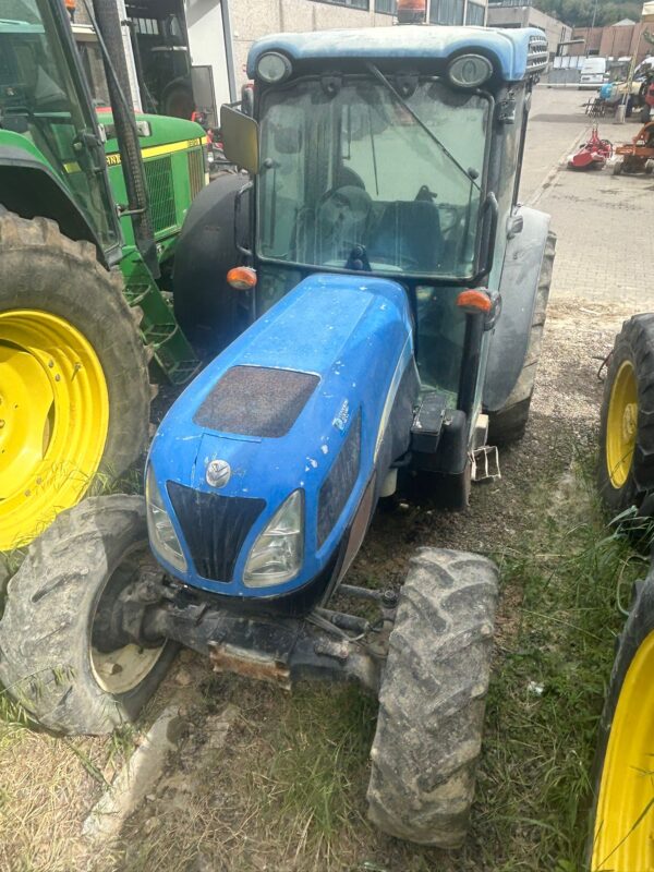 New Holland T4050F Usato – Anno 2011